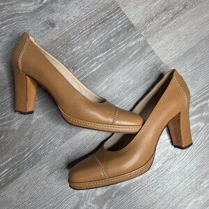 Vintage 90s - Women's Chanel Brown Caviar Leather Platform Pumps CC Logo 37.5 EU